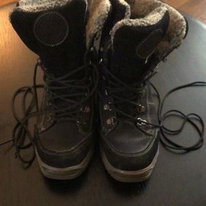 Santana Canada Marlie Boot, waterproof with wool lining, made in Italy, size 8